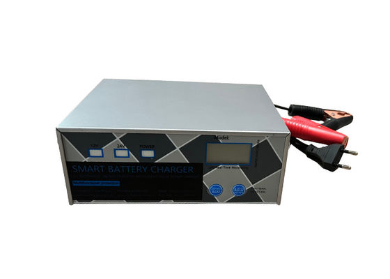 Οικογενειακό Χρησιμοποιώντας Jump Starter φορητό φορτιστή με έξυπνη ψηφιακή οθόνη 12V 24V έξυπνη συντήρηση μπαταρίας